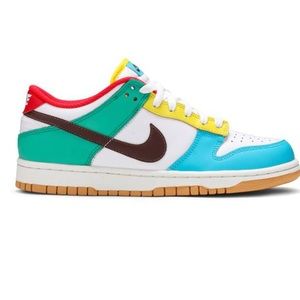 Dunk Low SE GS Free 99